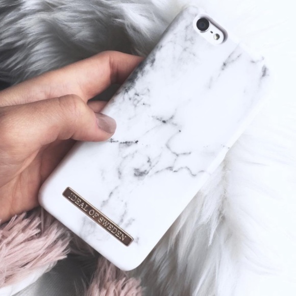 5/15$ IDeal of Sweden White Marble iPhone XS Max Case - Picture 2 of 4
